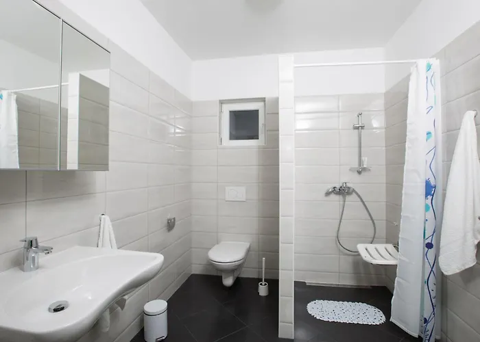 Apartament Vero-1 By Interhome